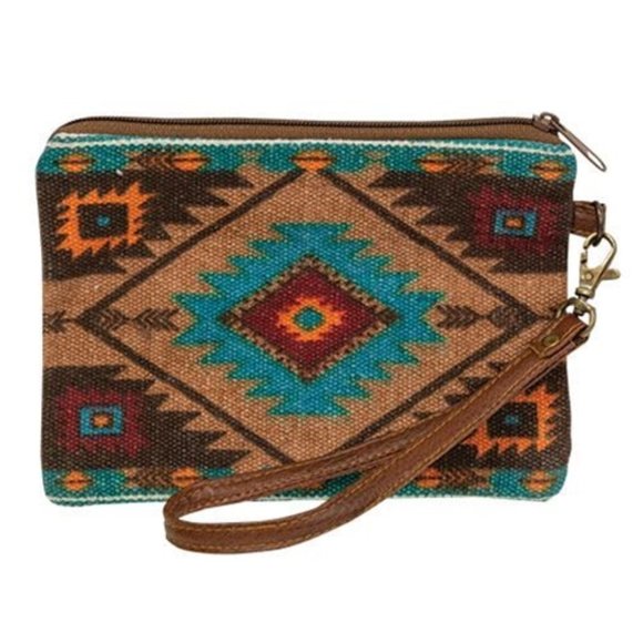 Handbags - NWT Tribal Wristlet
